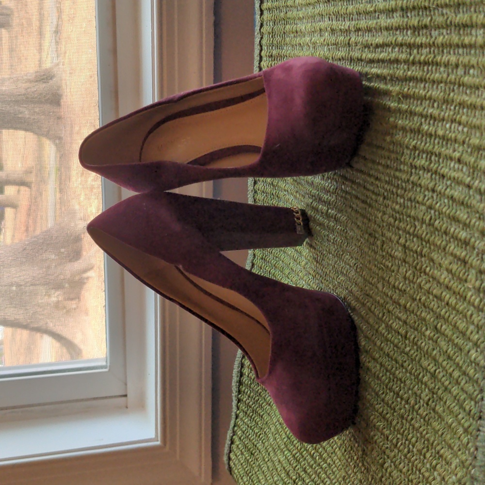 Michael kors plum suede platform heels size 5